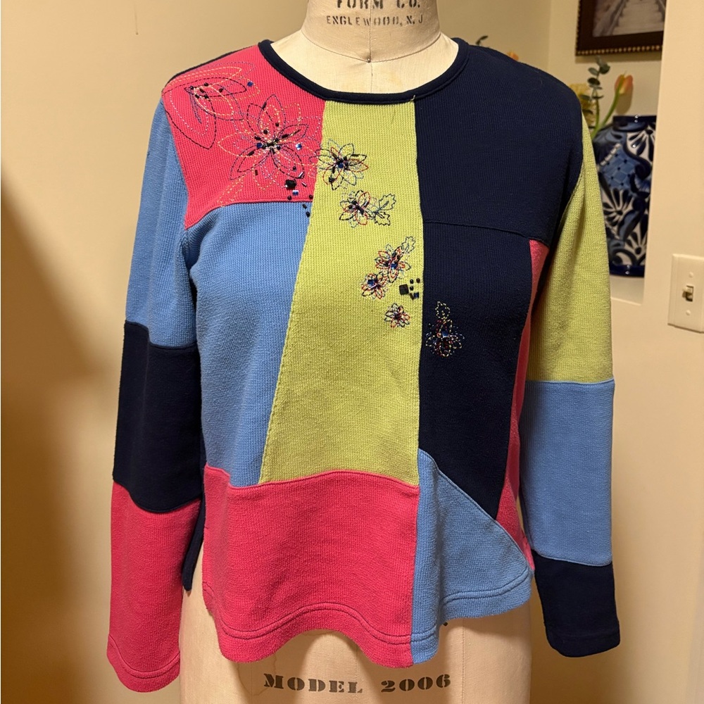Vintage 90s Napa Valley Petites embroidered floral patchwork sweater
